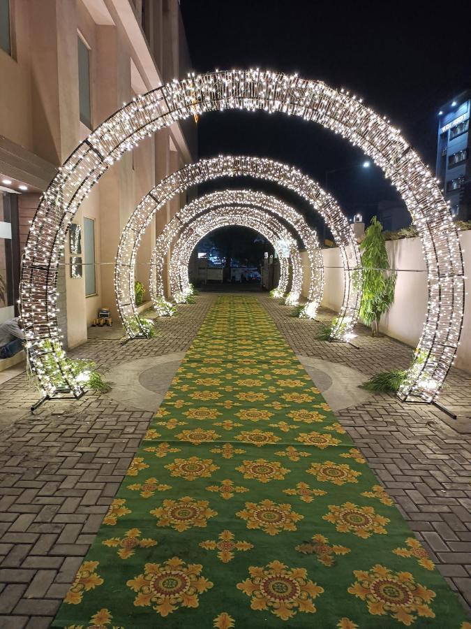 Vivanta Jamshedpur, Golmuri Hotel Exterior photo