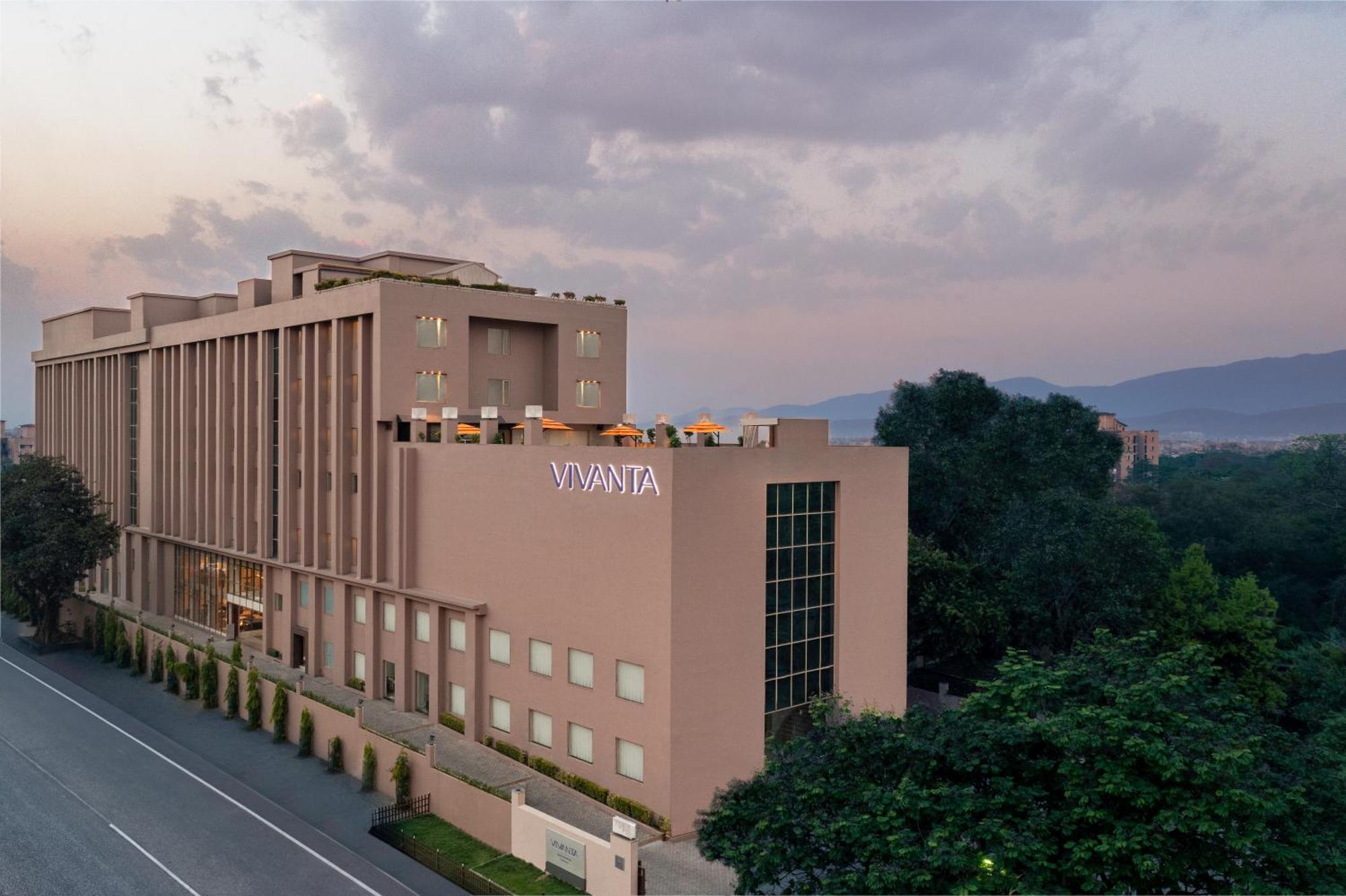 Vivanta Jamshedpur, Golmuri Hotel Exterior photo