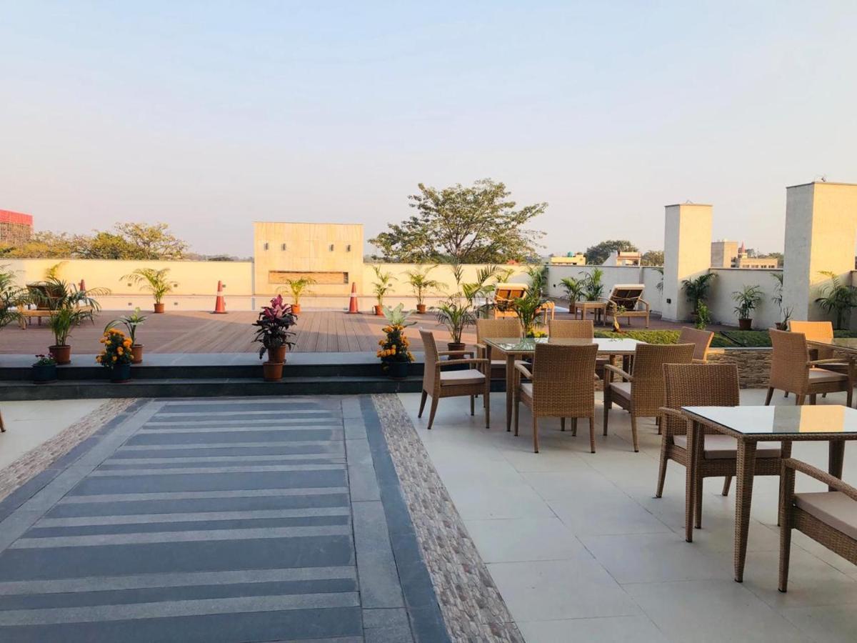 Vivanta Jamshedpur, Golmuri Exterior photo